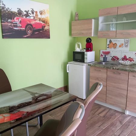 LAURA APARTMAN 3 személyes infraszaunával Nagykanizsa Exterior foto